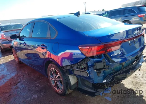 2022 Kia Forte Lxs из США, поврежденный, VIN 3KPF24AD3NE484984